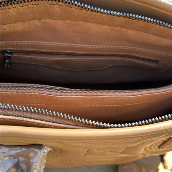 Valentino Orlandi Tan Tote Bag with wristlet New - Picture 8 of 10